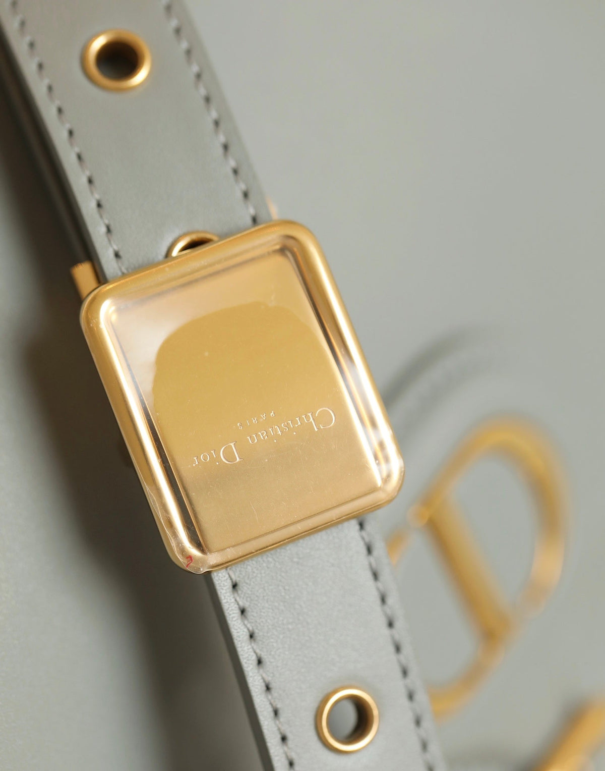 MEDIUM CD BOBBY 22CM DARK GREY CALFSKIN GOLD HARDWARE