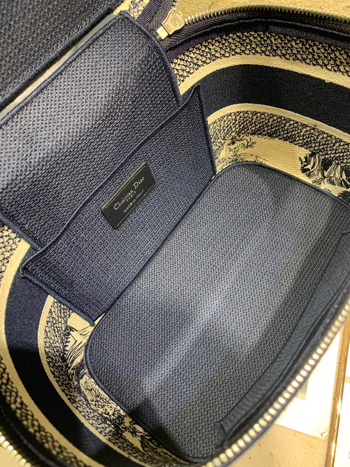 diortravel vanity 25 blue embroidery canvas