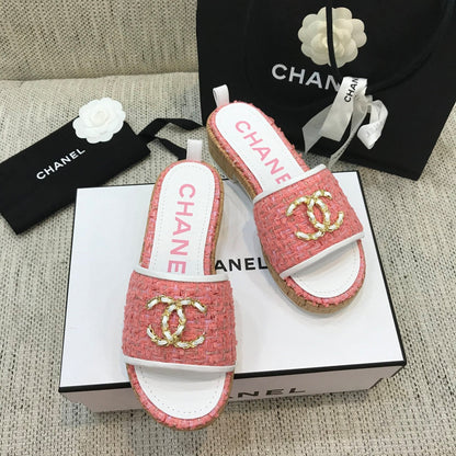 CC 26s Wooden Slippers White Hot Pink Tweed Lambskin 916903