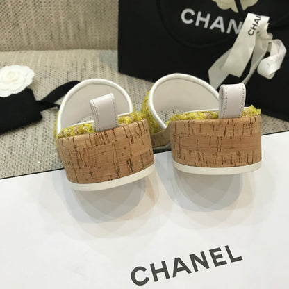 CC 26s Wooden Slippers White Yellow Tweed Lambskin 916902