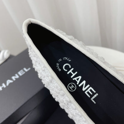 CC 26s Balletr Flat Black White Tweed Leather 944423