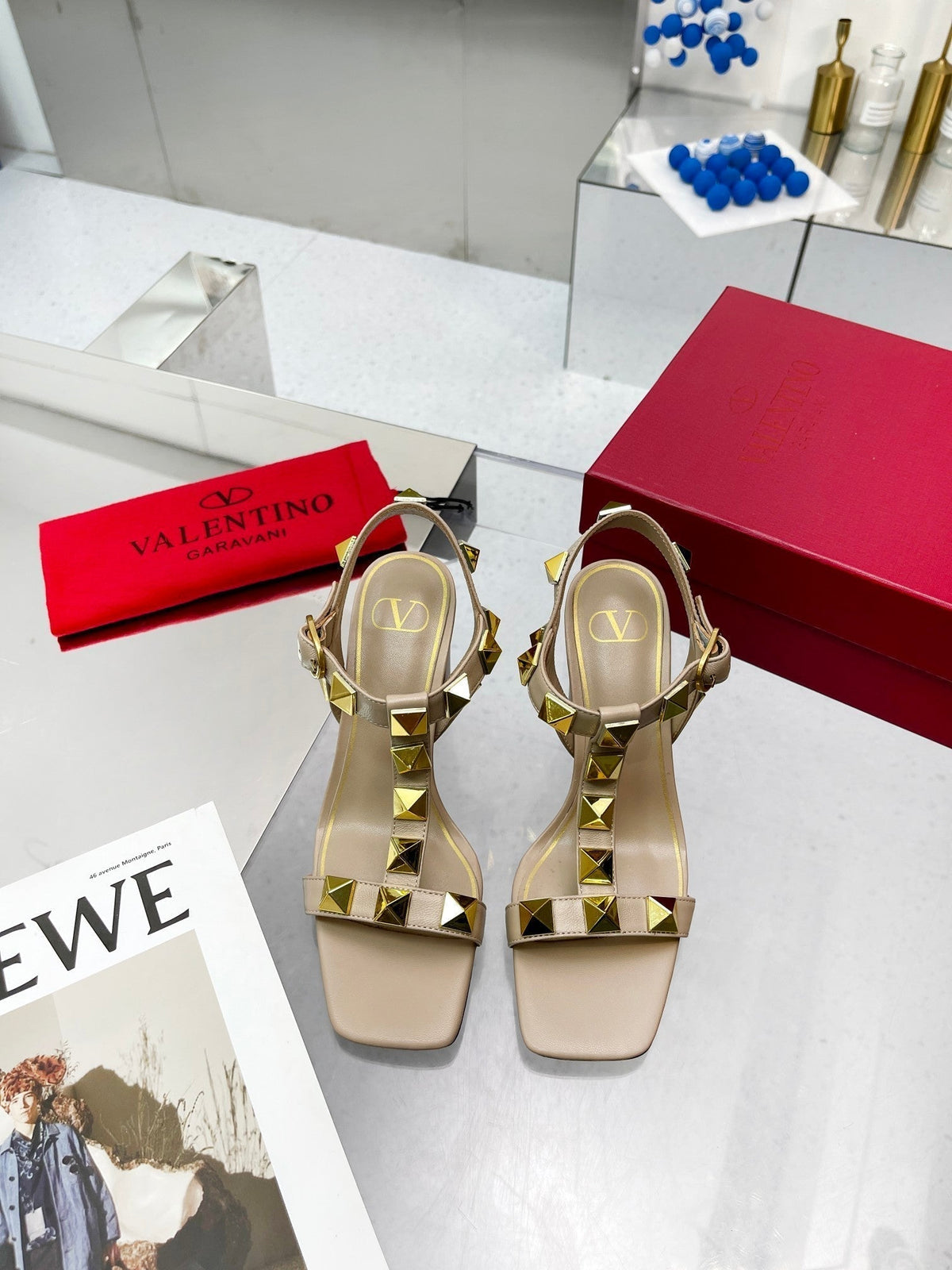 Valentino Roman Stud Sandal 90mm Calfskin 239554
