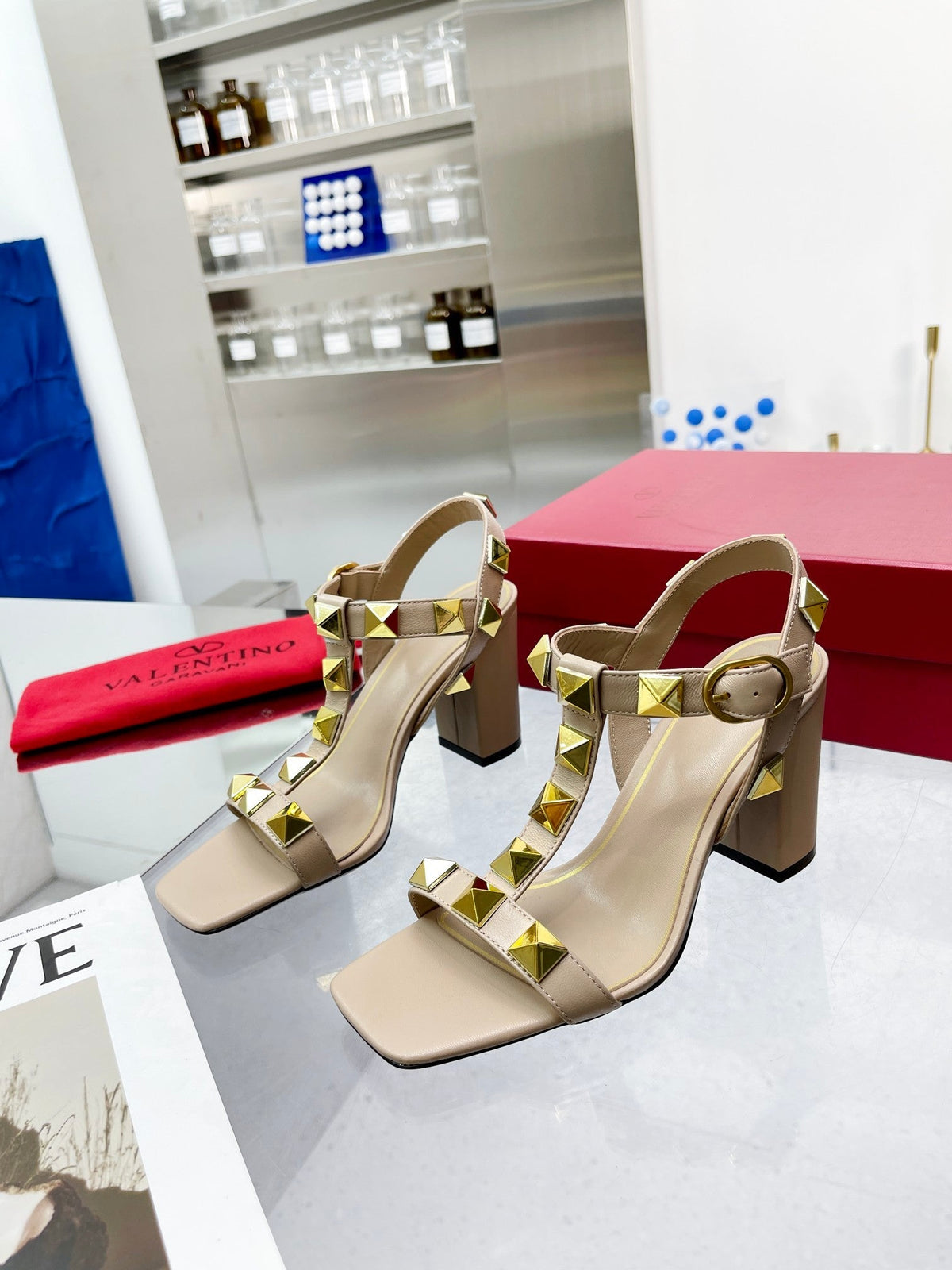 Valentino Roman Stud Sandal 90mm Calfskin 239554