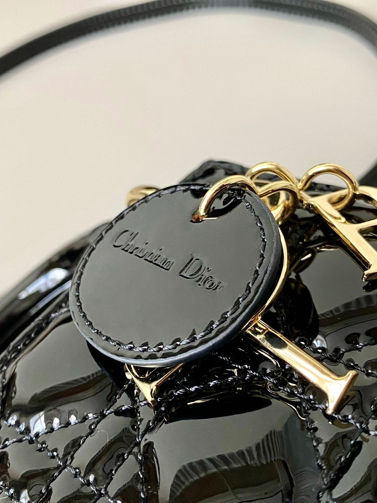 micro lady 12 black patent caslfskin