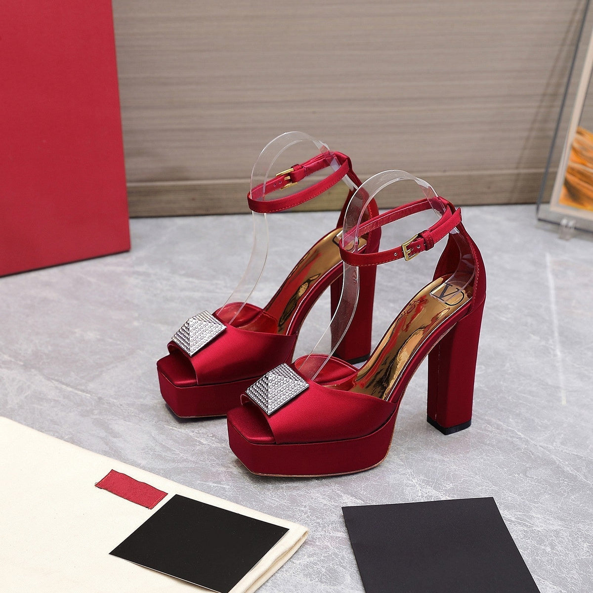 Open Toe Pump With One Stud Diamond Patent Red Leather 130MM
