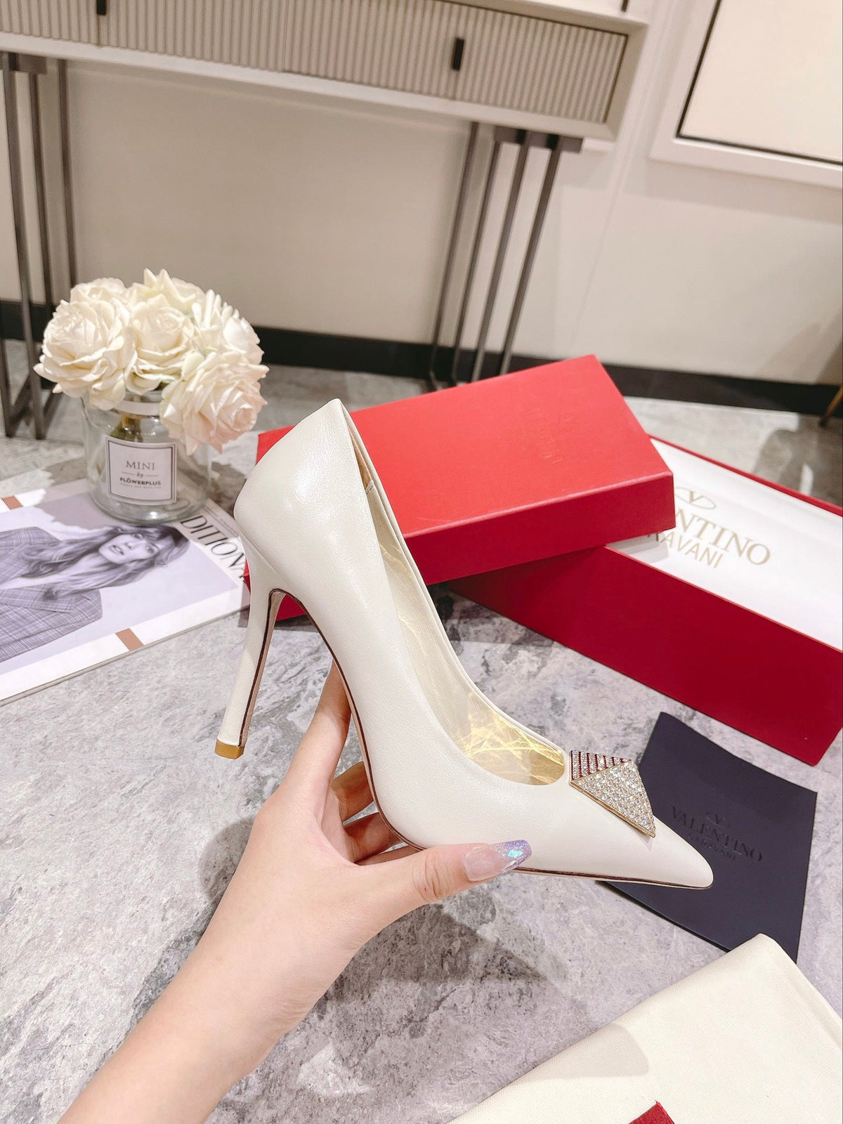 VT 25 Toe Pumps Diamond White Sheepskin