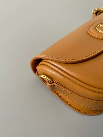 medium cd east west bobby 22cm brown calfskin ghw