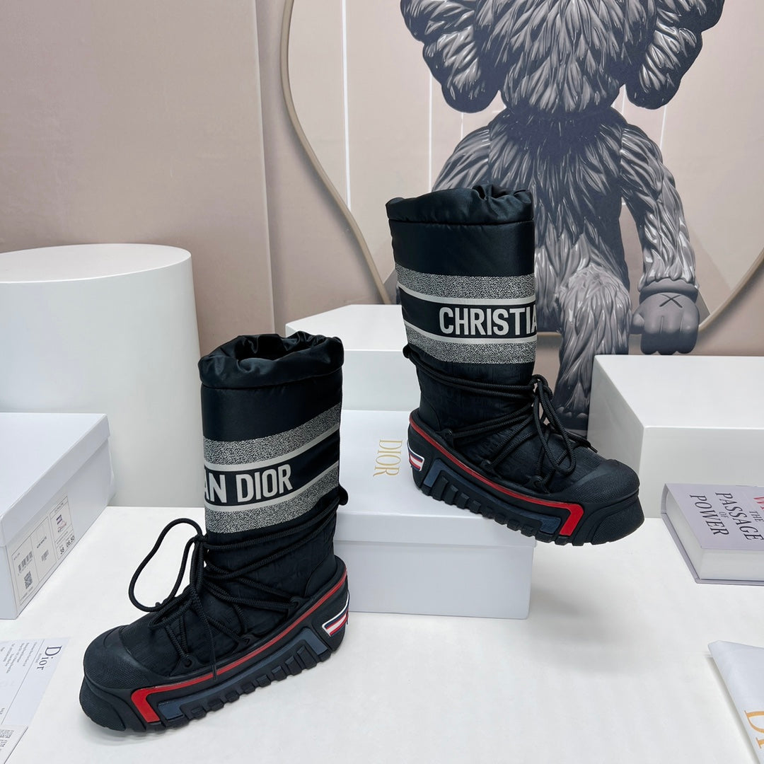 CD Platform Snow Boots Black Red Cowhide Nylon Fabric 539651