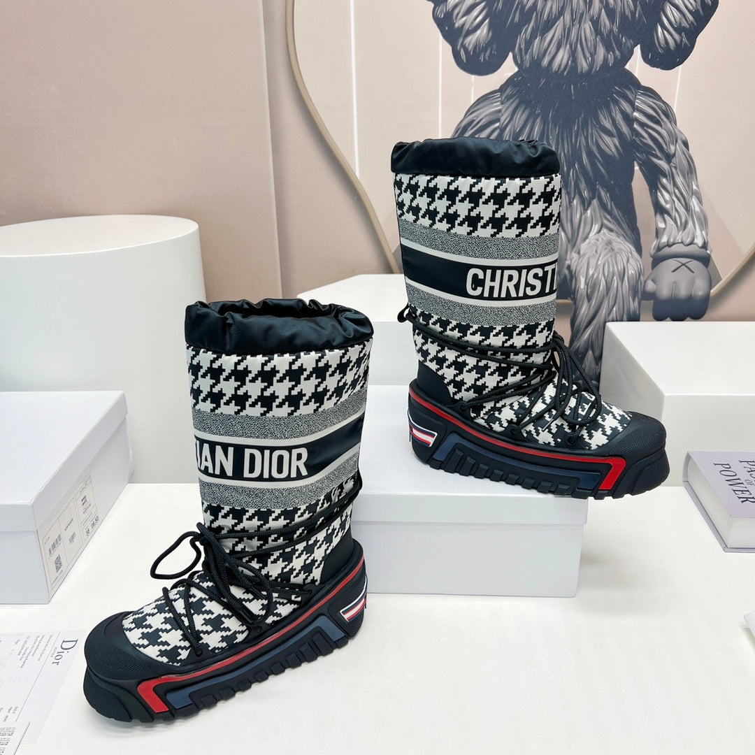 CD Platform Snow Boots Black White Cowhide Nylon Fabric 539656