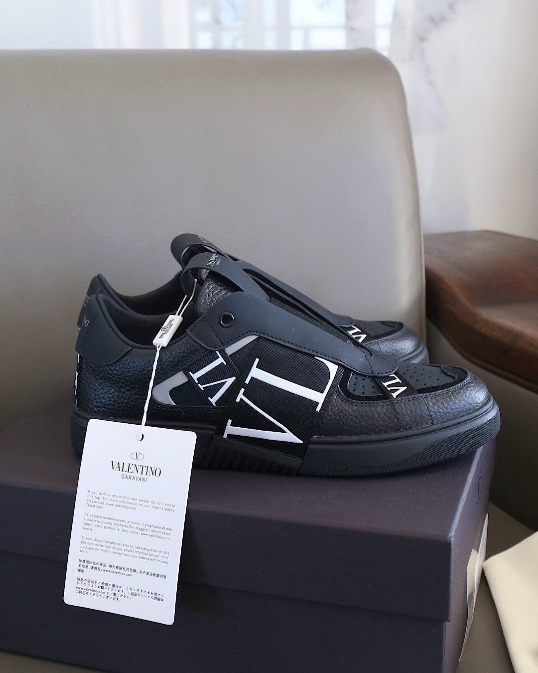 VT 25 Slip-On VL7N Sneaker Black Cowhide