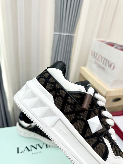 One Stud Xl Low-Top Sneaker Brown Black White Nappa Leather And Toile Iconographe Fabric