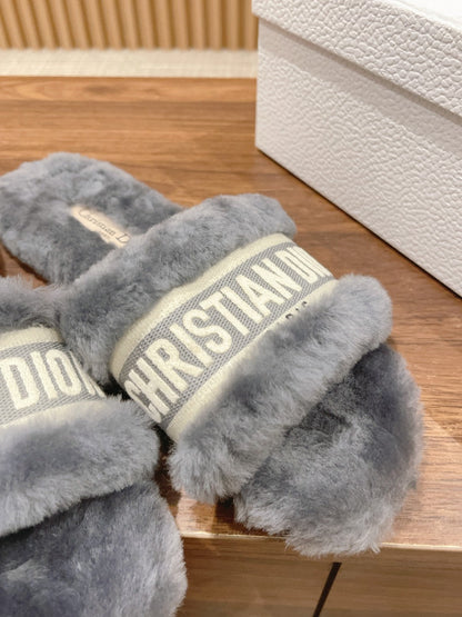 CD Dway Slide Grey Fleece Lining And Canvas Fabric