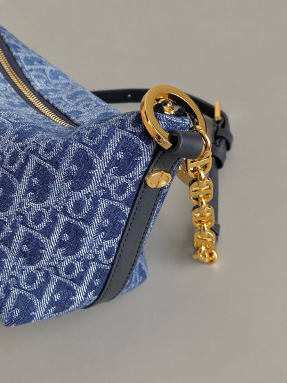 DIORSTAR 28 HOBO BAG WITH CHAIN BLUE DENIM OBLIQUE JACQUARD