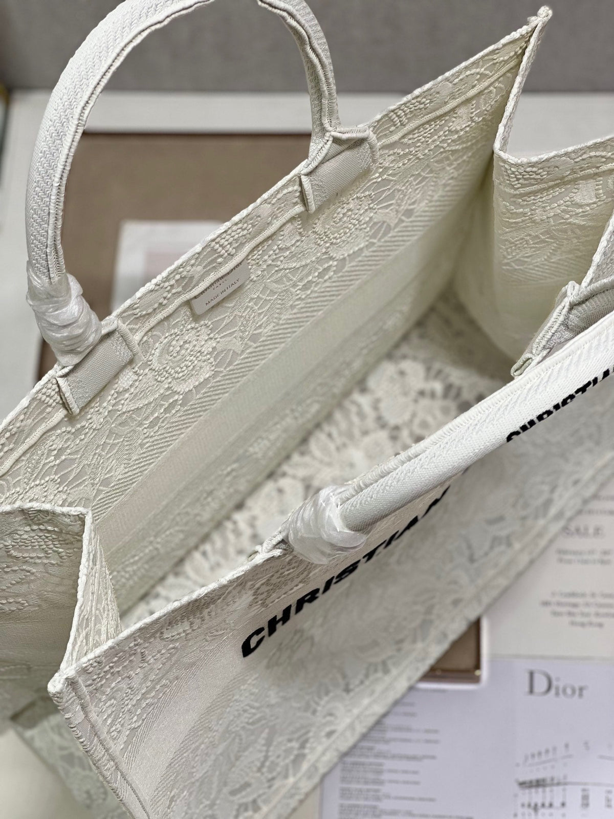 CD Mesh White Book Tote 42cm Bag Canvas 336561