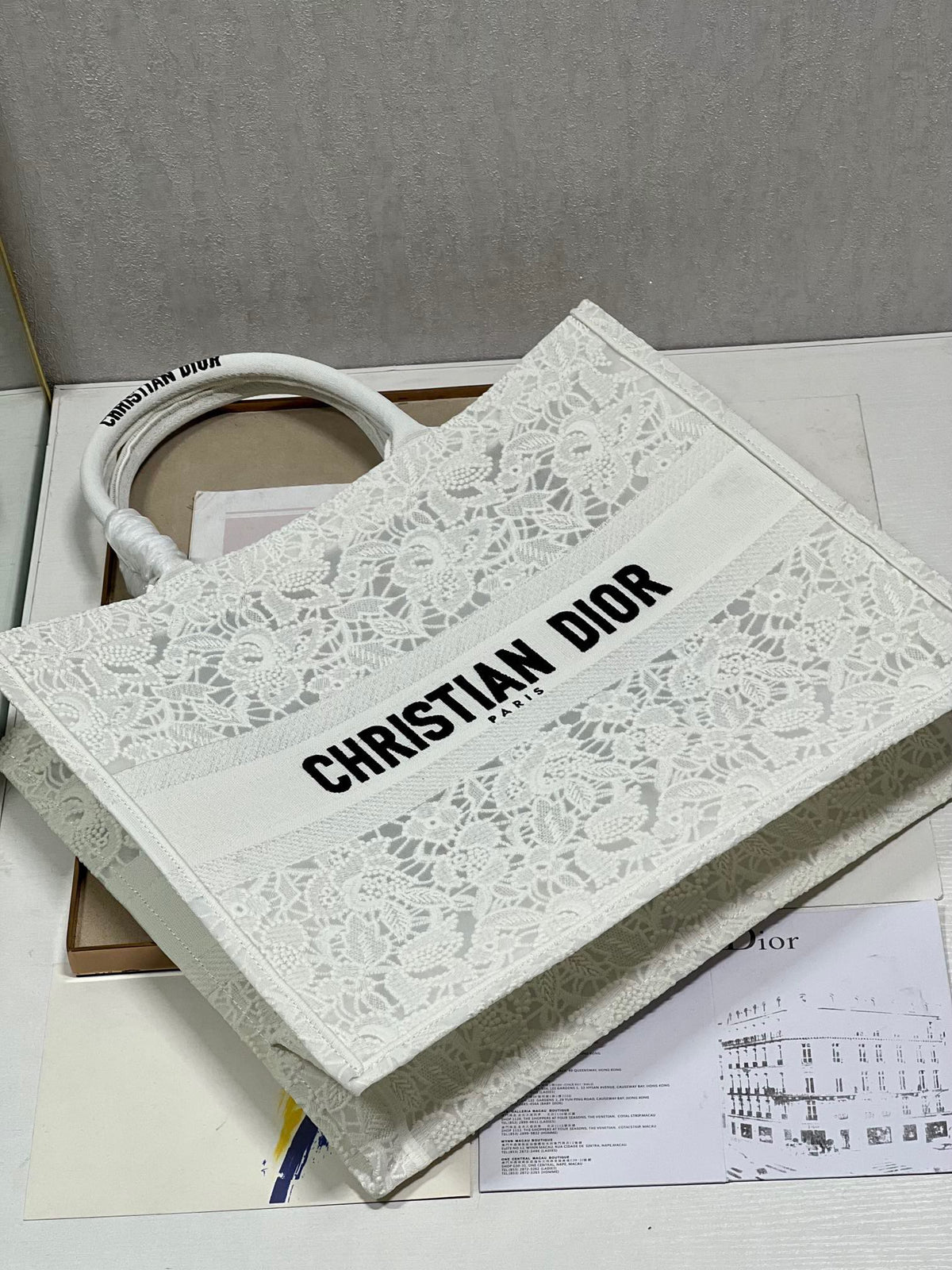 CD Mesh White Book Tote 42cm Bag Canvas 336561
