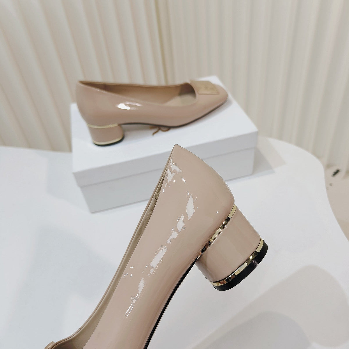 Miss Dior Pump 40mm In Beige Cowhide 111364