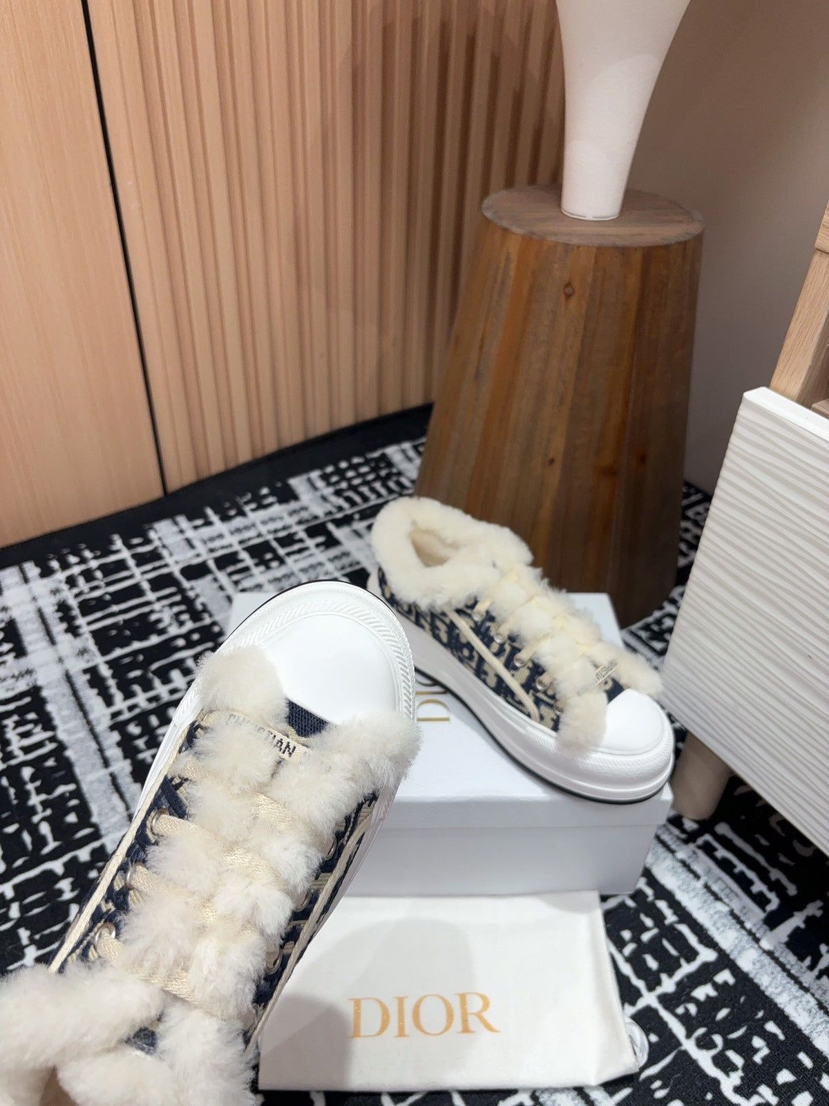 CD Walk'n'Dior Platform Sneaker Black Mix charcoal Blue Oblique Jacquard And Fleece Lining