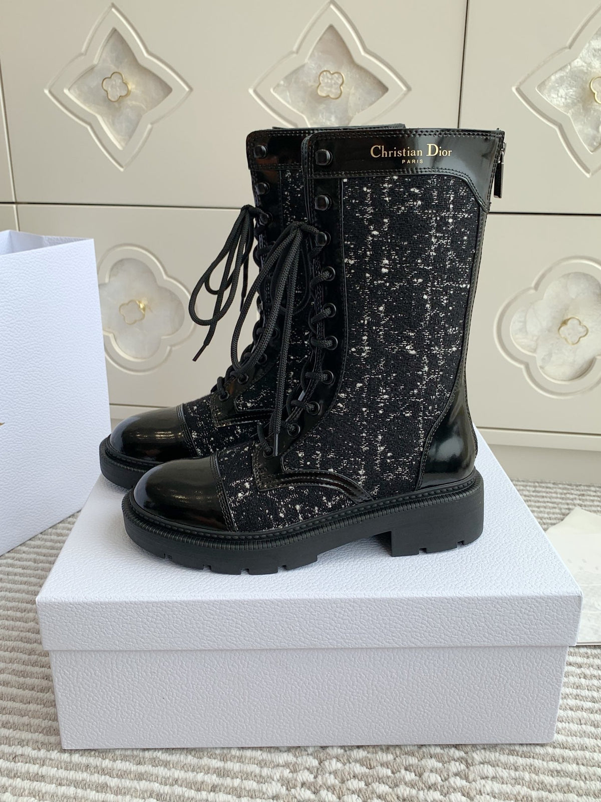 CD D-Unit Ankle Boot In Black Tweed Fabric And Glossy Cowhide 105086