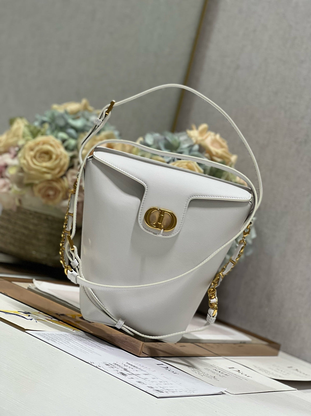 CD Montaigne Large Chain Bucket Bag White Calfskin 336797