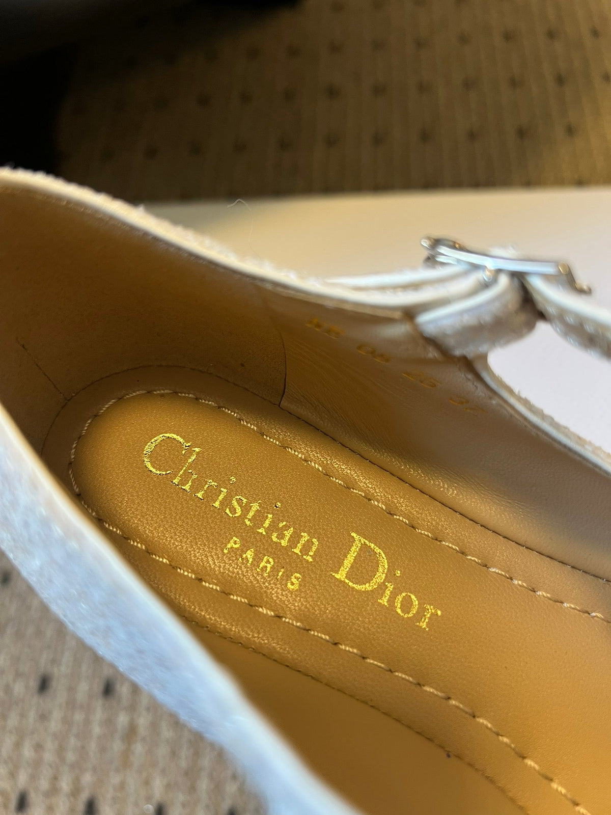 CD Very Ballet Flat White Lambskin & Glitter