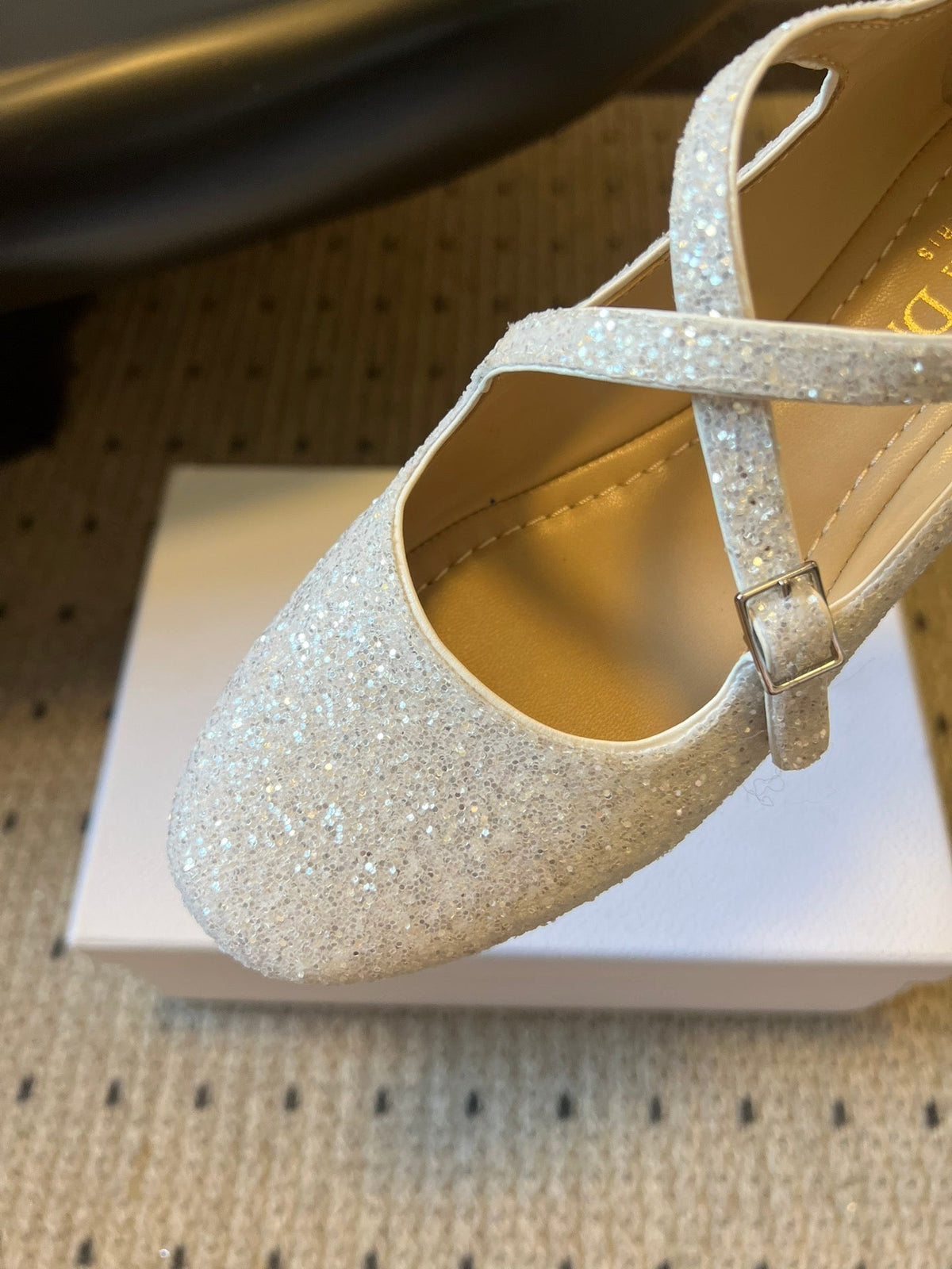CD Very Ballet Flat White Lambskin & Glitter