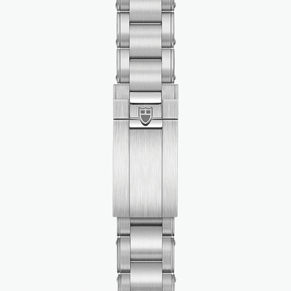 Black Bay 41mm - Black, Burgundy Bezel on Bracelet