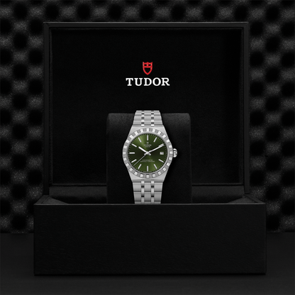 TUDOR Royal 36mm - Green on Bracelet