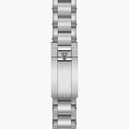 Black Bay Pro GMT 39mm - Black on Bracelet