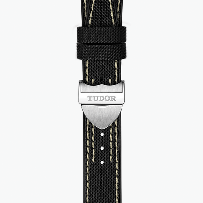 Black Bay Pro 39mm - Black on Hybrid Rubber/Leather Strap