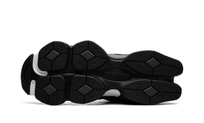 9060 "Shoe Palace - Black/Silver" U9060PNR