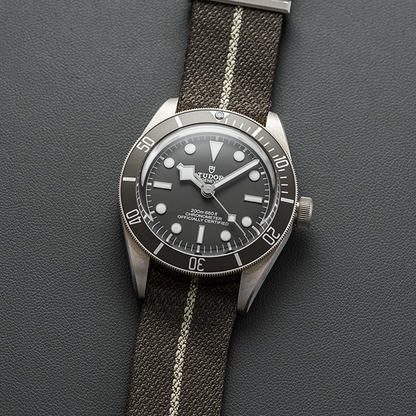 Black Bay 58 925 39mm - Taupe on Fabric Strap