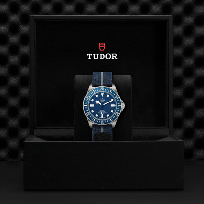 Pelagos FXD Titanium 42mm - Blue on Fabric Strap w/ Extra Rubber Strap