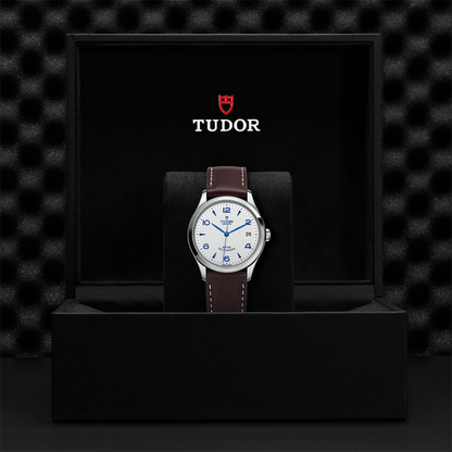 1926 36mm - Opaline on Leather Strap