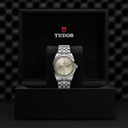 Black Bay One 41mm - Light Champagne, Diamond-Set on Bracelet
