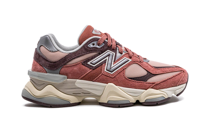 9060 "Mineral Red/Truffle" U9060TRU