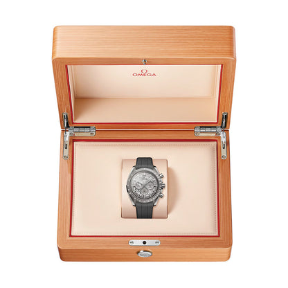 Speedmaster Grey Side of the Moon Grey Ceramic 44.25mm - Grey on Rubber Strap
