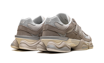 9060 Driftwood "Timberwolf" U90608AP
