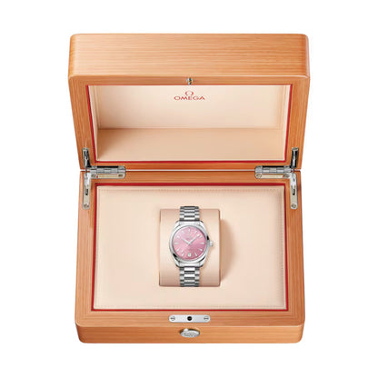 Seamaster Aqua Terra Shades 38mm - Shell Pink on Bracelet