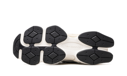 9060 "White / Navy" U9060VNB
