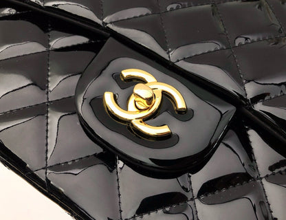 CLASSIC JUMBO FLAP BAG 30CM BLACK PATENT CALFSKIN GOLD HARDWARE