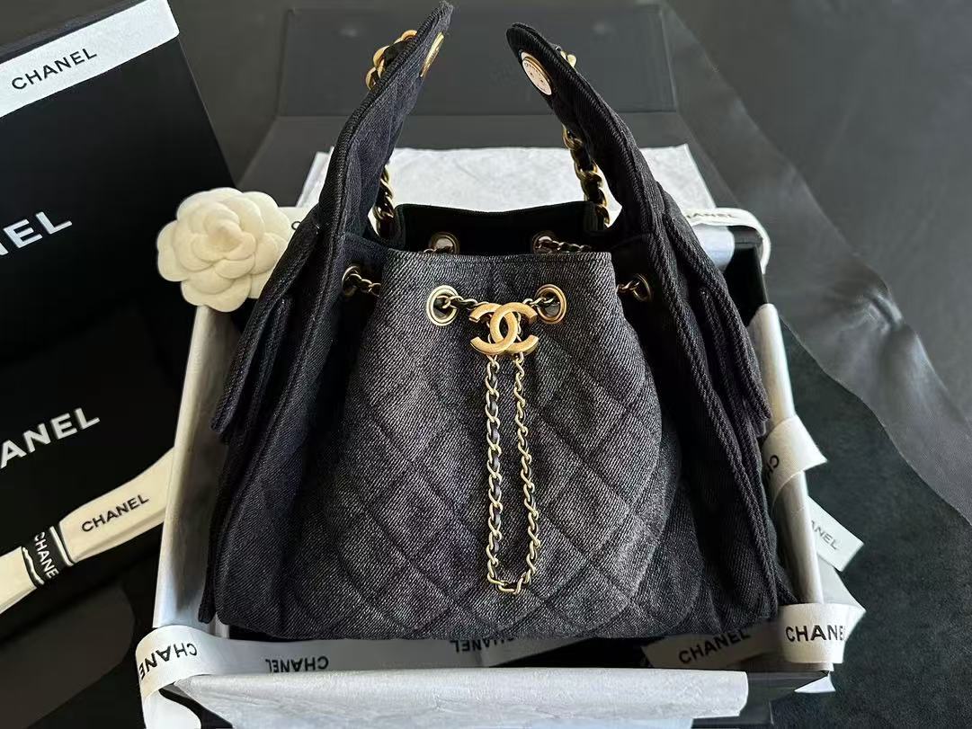 CC 25C Hobo Bag 30cm Black Denim