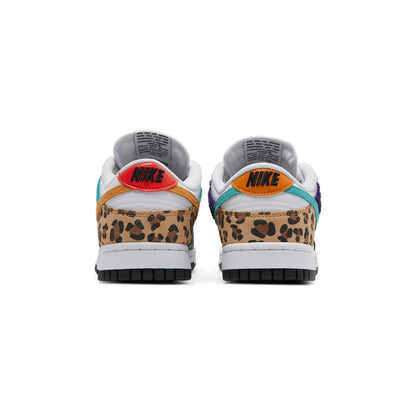 Nike Dunk Low SE 'Safari' W (2022)