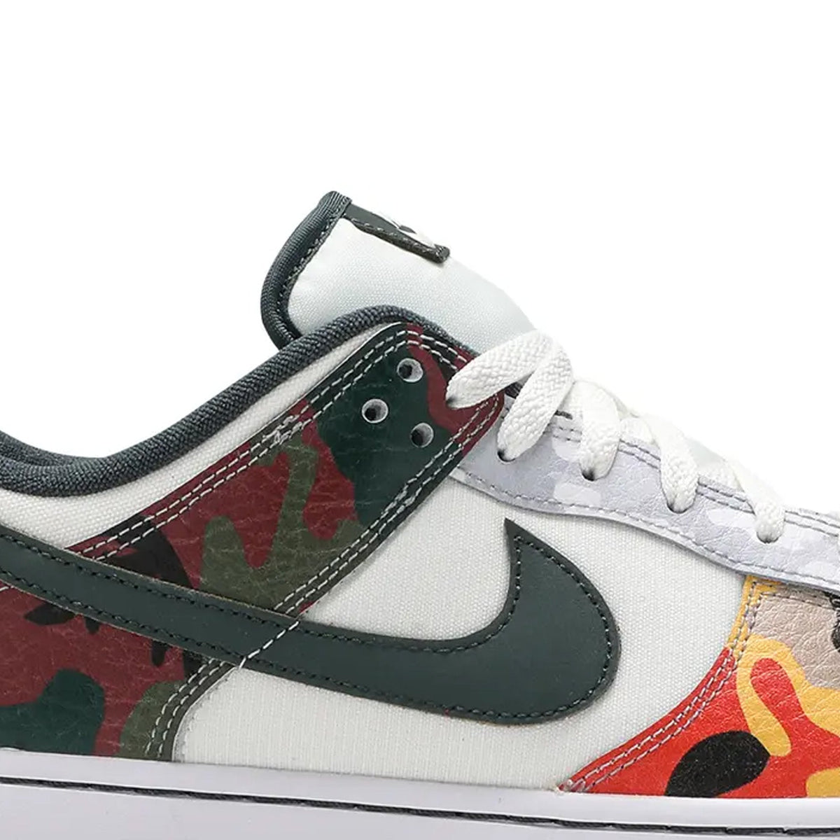 Nike Dunk Low SE 'Sail Multi Camo'