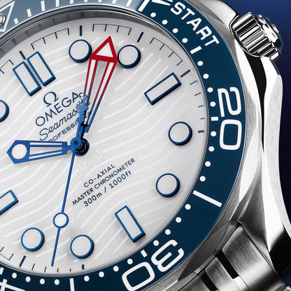 Seamaster Diver 300M America's Cup 42mm - White on Bracelet