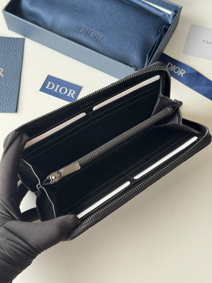 CD Saddle Long Zipped Wallet Black Grain Cowhide & Jacquard