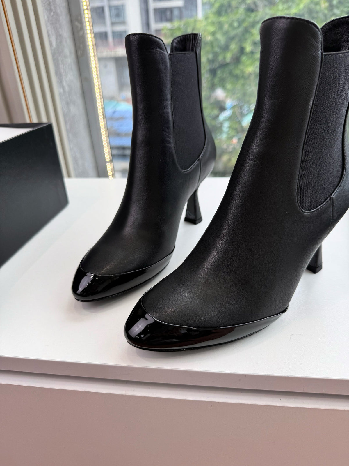 CC 26s Boot Black Lambskin Patent Leather 916019