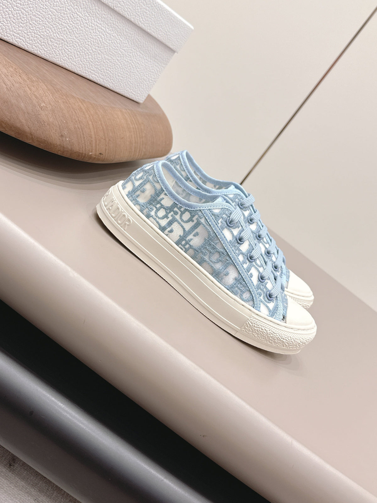 CD Walk'n'Dior Sneaker White Light Blue Cotton Mesh 739319