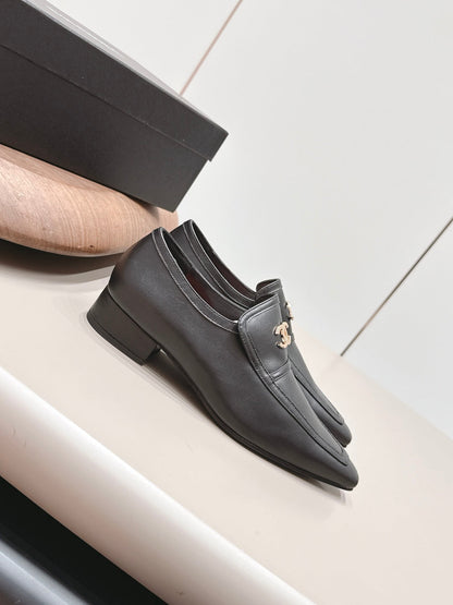 CC 26s Square-Toe Buckle Loafer 3cm Black Leather 816297