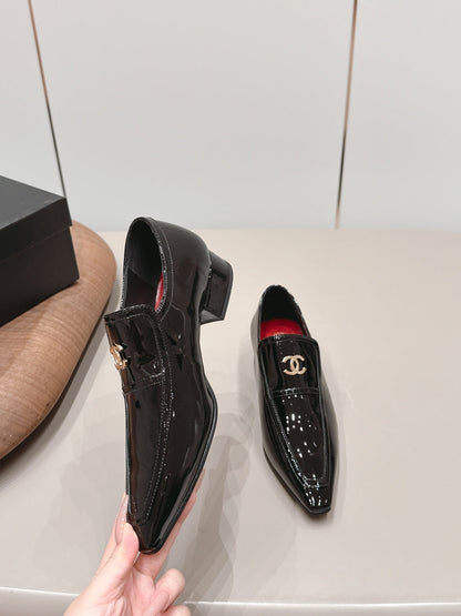 CC 26s Square-Toe Buckle Loafer 3cm Black Patent Leather 816295
