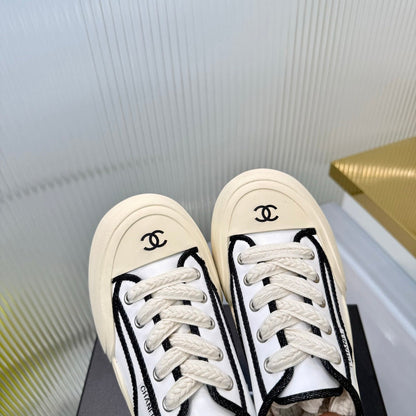CC 26s Biscuit Shoes White Fabric Sheepskin 927713